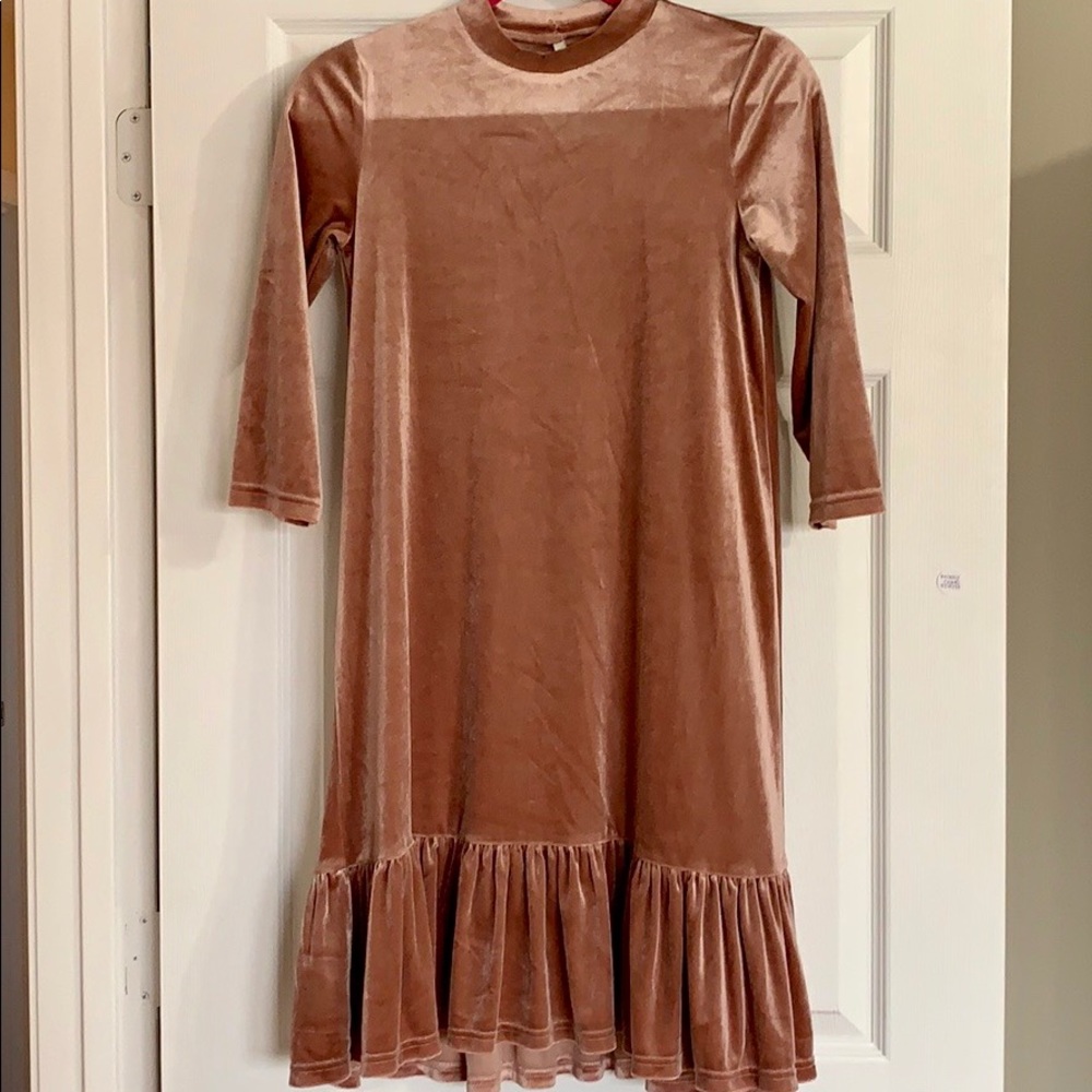 Mauve velvet dress